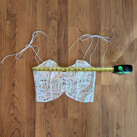 For Love and Lemons Floral Kyra Crop Top in White and Pink, Size M - Picture 8 of 14